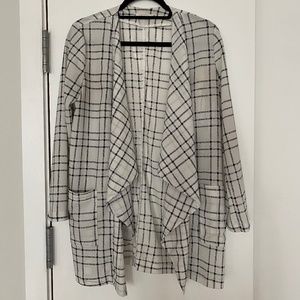 Lush - Women's Black and White Top